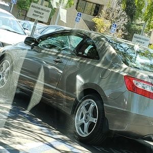 Meet your Posher, Victor